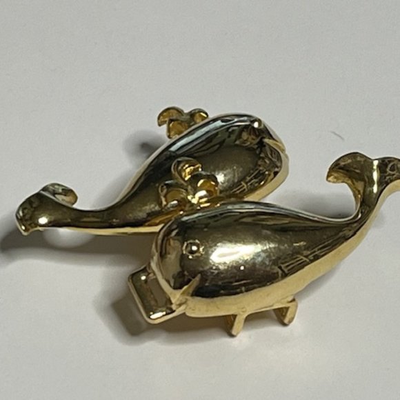 VTG Mimi Di N 1979 Gold Tone Metal 2 Piece Whale Belt Buckle main image 10